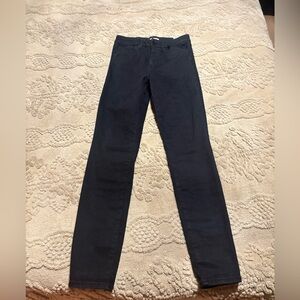 Good American Skinny Jeans in Black